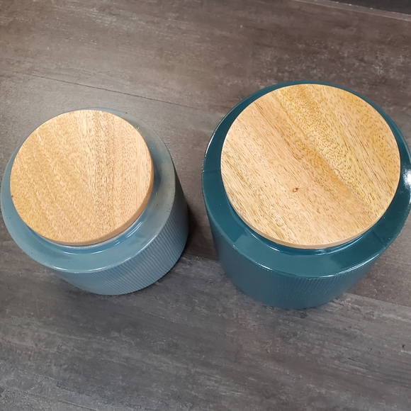 Crate and Barrel Ena Blue Canisters, Set Of 2, Medium and Small, NWT - Picture 9 of 16